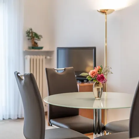 Desiree Classic & Design Апарт-готель 4*