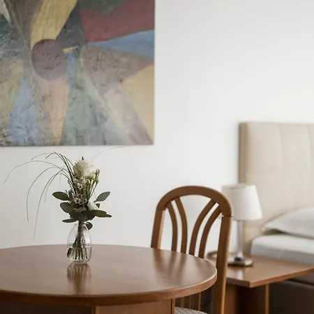 Apart-hotel Desiree Classic & Design