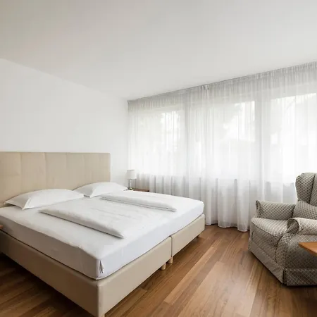 Apart-hotel Desiree Classic & Design 4*