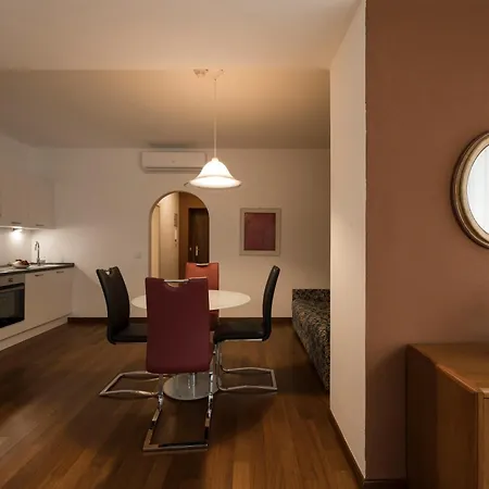Apart-hotel Desiree Classic & Design